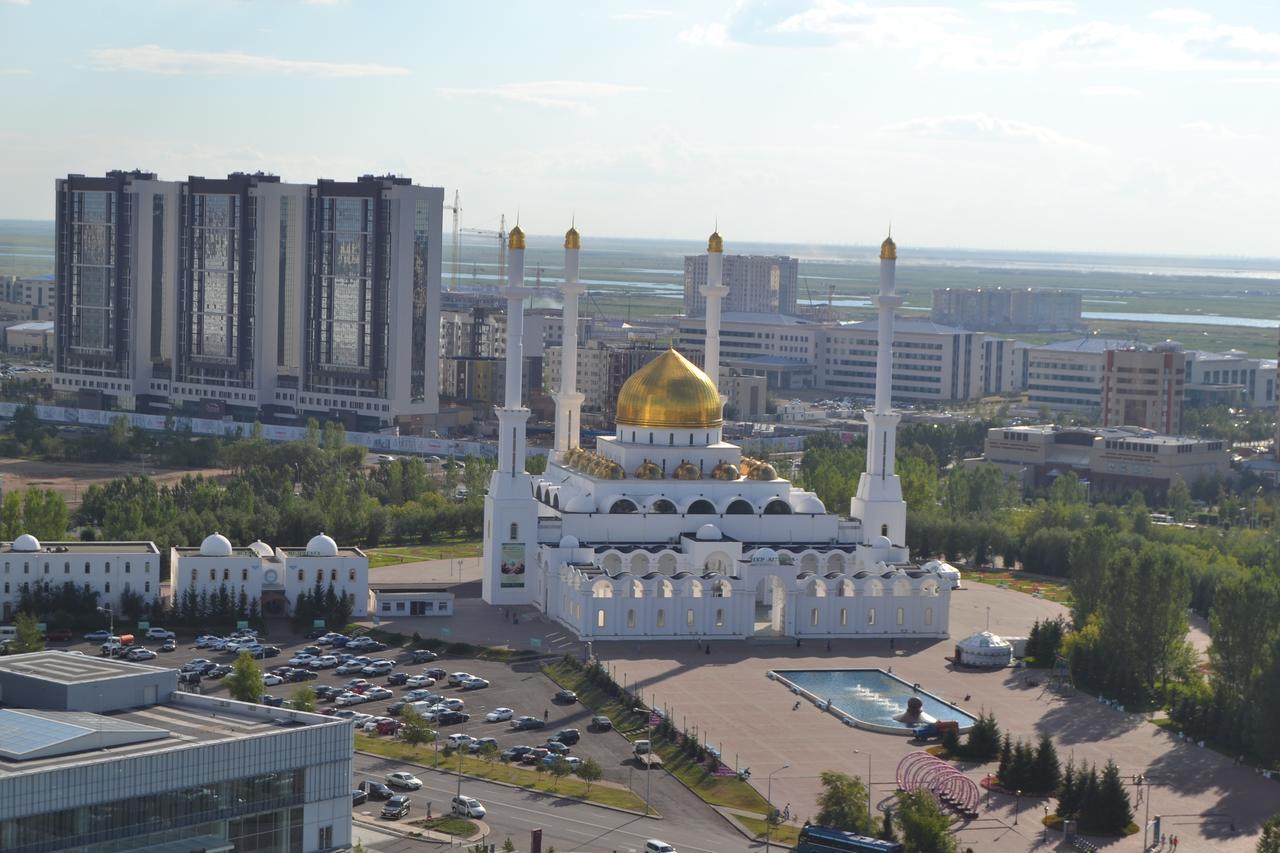 Hotel Bm Astana Eksteriør bilde